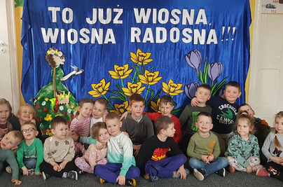 ,,Słoneczka” witają Wiosnę. 